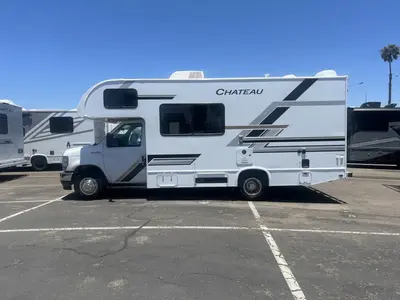 2027 Thor Motor Coach Chateau photo 19