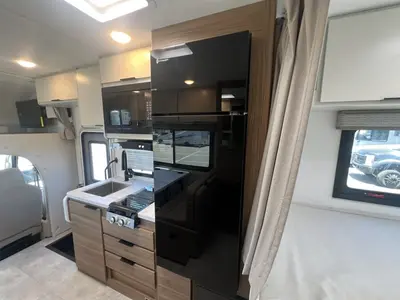 2027 Thor Motor Coach Chateau photo 11