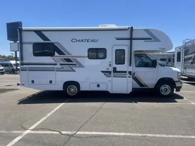 2027 Thor Motor Coach Chateau photo 20