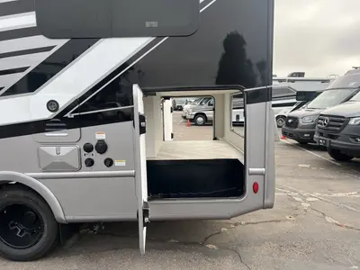 2027 Thor Motor Coach Gemini photo 19