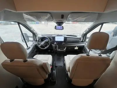 2027 Thor Motor Coach Gemini photo 2