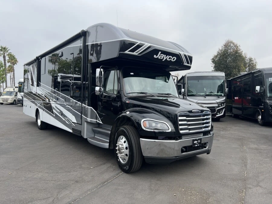2027 Jayco Seneca exterior