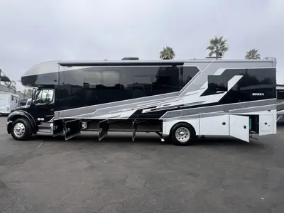 2027 Jayco Seneca photo 24
