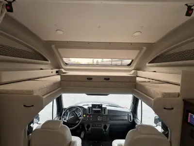 2027 Jayco Seneca photo 4