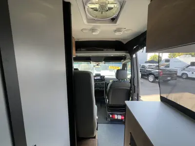 2027 Winnebago Revel photo 4
