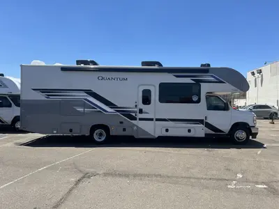 2027 Thor Motor Coach Quantum photo 23
