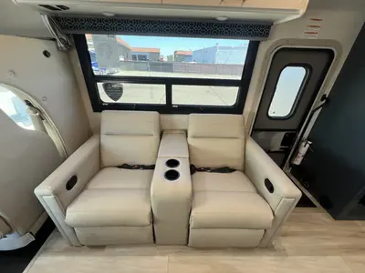 2027 Thor Motor Coach Quantum photo 14