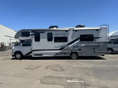 2027 Thor Motor Coach Quantum photo 21