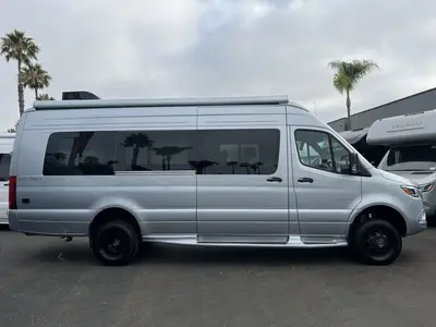 2027 Entegra Coach Insignia photo 18
