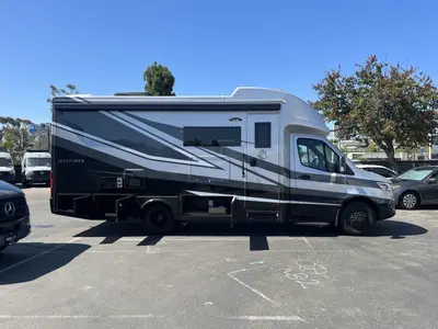 2027 Tiffin Motorhomes Wayfarer photo 21