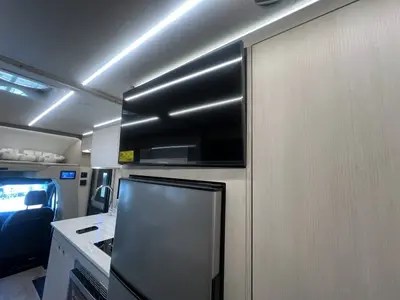 2027 Tiffin Motorhomes Wayfarer photo 14