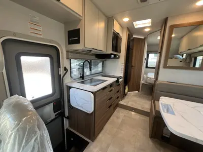 2027 Thor Motor Coach Chateau photo 6