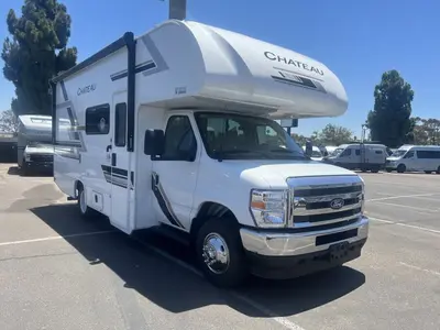 2027 Thor Motor Coach Chateau exterior