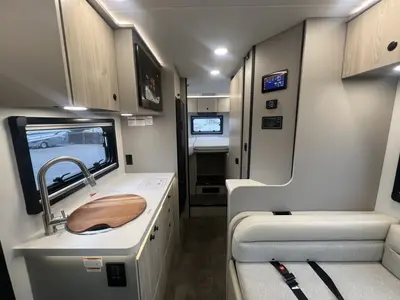 2027 Jayco Granite Ridge photo 4