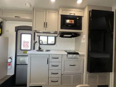 2027 Entegra Coach Odyssey SE photo 7