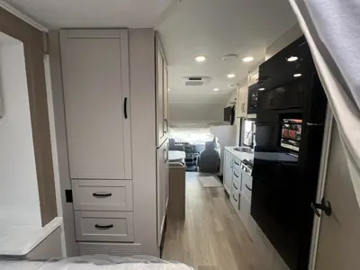 2027 Entegra Coach Odyssey SE photo 3