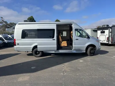 2027 Entegra Coach Insignia photo 20