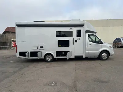 2027 Tiffin Motorhomes Wayfarer photo 20