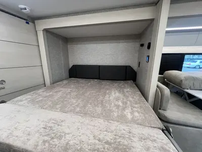2027 Tiffin Motorhomes Wayfarer photo 14