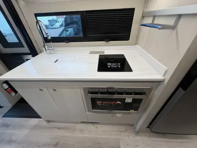 2027 Tiffin Motorhomes Wayfarer photo 7