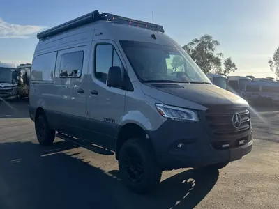 2027 Tiffin Motorhomes GH1 exterior