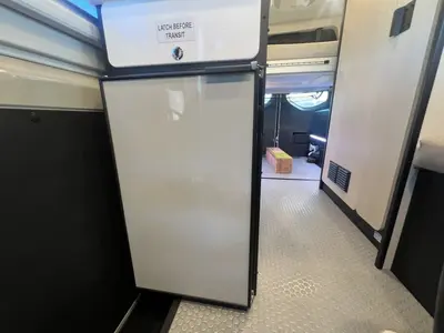 2027 Tiffin Motorhomes GH1 photo 7
