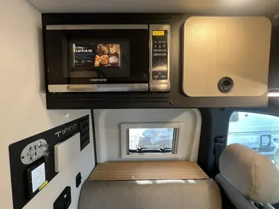 2027 Tiffin Motorhomes GH1 photo 11