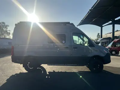 2027 Tiffin Motorhomes GH1 photo 17