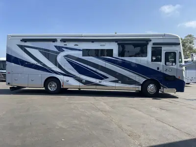 2027 Tiffin Motorhomes Allegro BUS photo 23