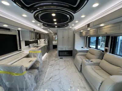 2027 Tiffin Motorhomes Allegro BUS photo 4