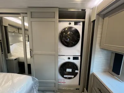 2027 Tiffin Motorhomes Allegro BUS photo 20