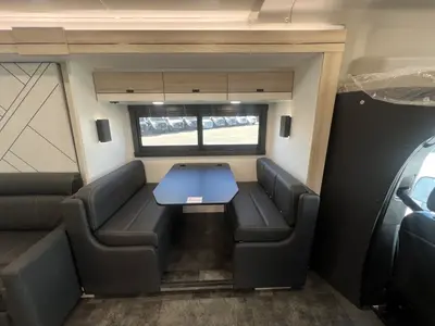 2027 Jayco Melbourne Prestige photo 14