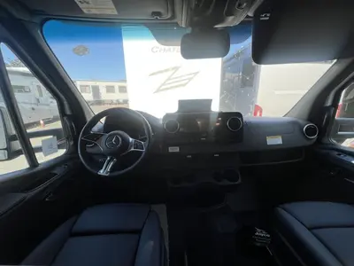 2027 Jayco Melbourne Prestige photo 2