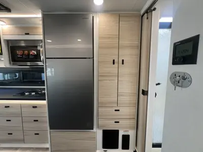 2027 Jayco Melbourne Prestige photo 11