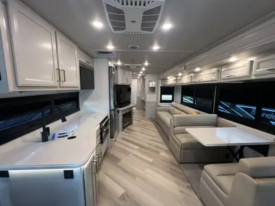 2027 Fleetwood Bounder photo 5