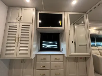 2027 Fleetwood Bounder photo 18