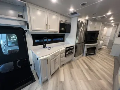 2027 Fleetwood Bounder photo 6