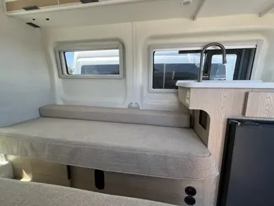 2027 Thor Motor Coach Talavera photo 8