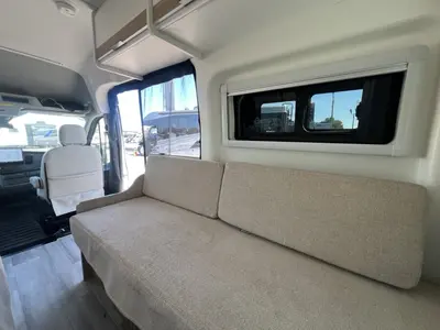 2027 Thor Motor Coach Talavera photo 12