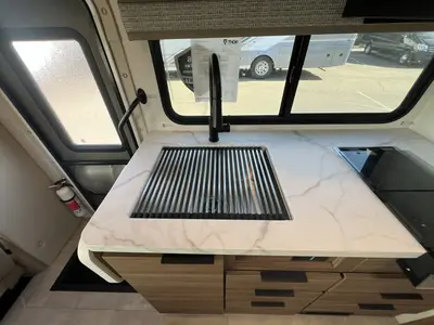 2027 Thor Motor Coach Chateau photo 9