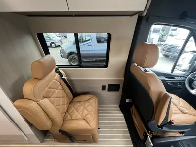 2027 Entegra Coach Insignia photo 13