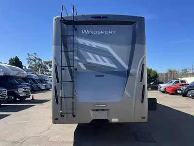 2027 Thor Motor Coach Windsport photo 25