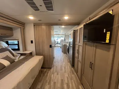 2027 Thor Motor Coach Windsport photo 3