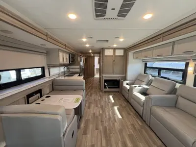 2027 Thor Motor Coach Windsport photo 4