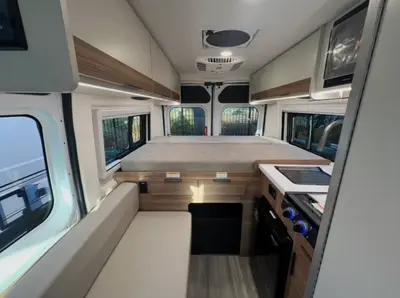 2027 Thor Motor Coach Scope photo 5