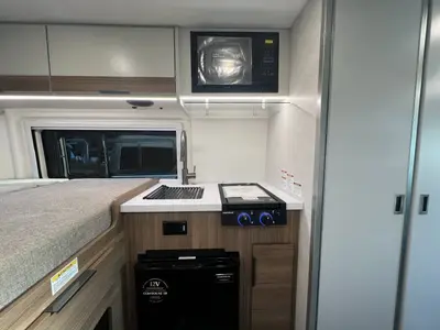 2027 Thor Motor Coach Scope photo 8