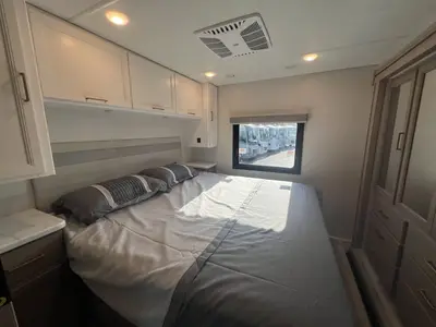 2027 Thor Motor Coach A.C.E. photo 15