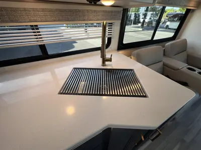 2027 Thor Motor Coach A.C.E. photo 11