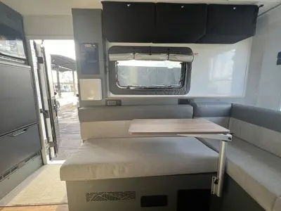 2027 Winnebago Arka photo 11