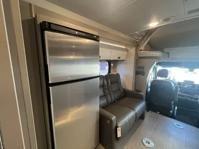 2027 Winnebago View photo 12